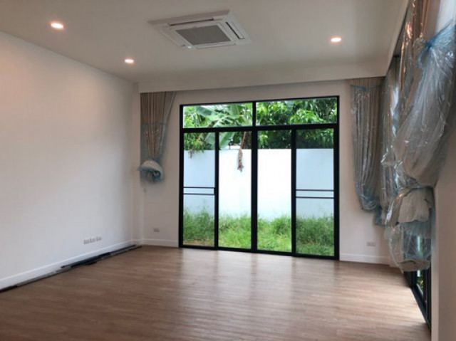 MT-0068 - บ้านแฝด 2ชั้นให้เช่าบ้านใหม่เอี่ยม มี 3 ห้องนอน 3 ห้องน้ำ 1 ห้องครัว