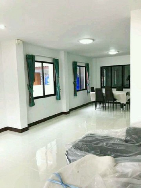 6A101232 ให้เช่าบ้านเดี่ยวสองชั้น 3 ห้องนอน 3 ห้องน้ำ พื้นที่ 35 ตรว.