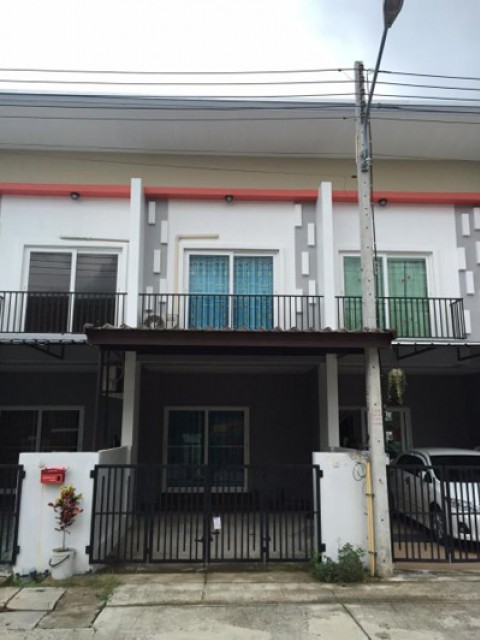 KT-0058 -ทาวน์เฮ้าส์ 2ชั้นให้เช่า มี 2 ห้องนอน 2 ห้องน้ำ 1 ห้องครัว