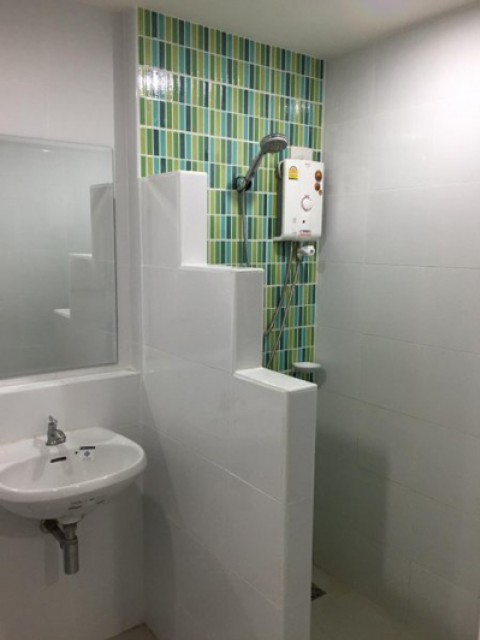 KT-0058 -ทาวน์เฮ้าส์ 2ชั้นให้เช่า มี 2 ห้องนอน 2 ห้องน้ำ 1 ห้องครัว