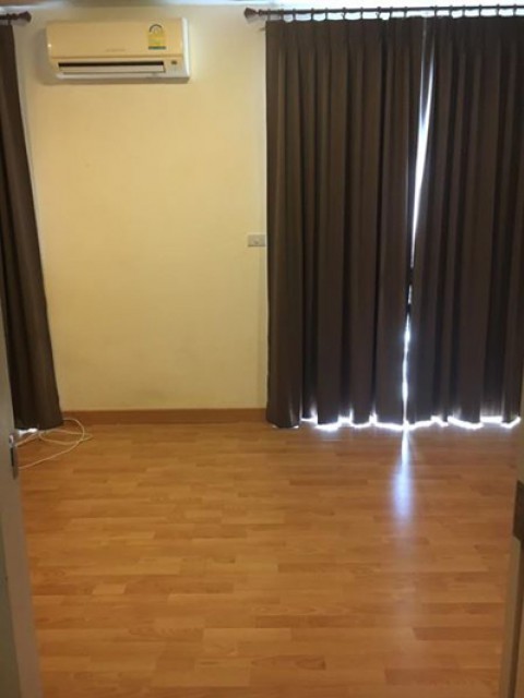 MT-0074 -ทาวน์เฮ้าส์ 2ชั้นให้เช่ามี 2 ห้องนอน 2 ห้องน้ำ 1 ห้องครัว 1 ที่จอดรถ