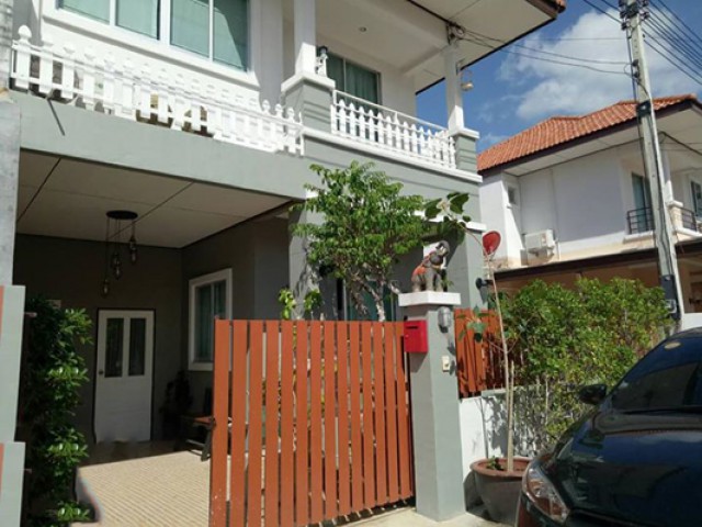 TL-0029 -ทาวน์เฮ้าส์บ้านมุม 2ชั้นให้เช่า มี 3 ห้องนอน 2 ห้องน้ำ 1 ห้องครัว