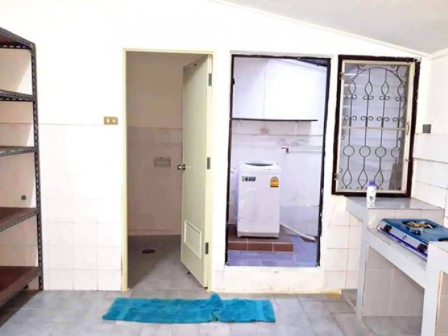 CL-0018 -ทาวน์เฮ้าส์ 2ชั้นให้เช่า มี 2 ห้องนอน 2 ห้องน้ำ 1 ห้องครัว