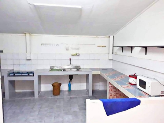 CL-0018 -ทาวน์เฮ้าส์ 2ชั้นให้เช่า มี 2 ห้องนอน 2 ห้องน้ำ 1 ห้องครัว