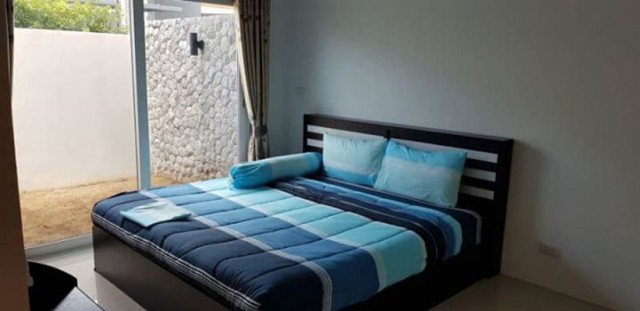 MT-0081 -บ้านแฝดชั้นเดียวในโครงการให้เช่า มี 2 ห้องนอน 2 ห้องน้ำ 1 ห้องครัว