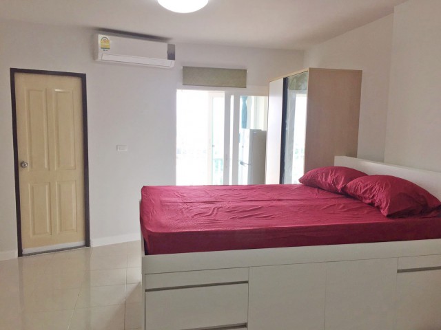 6A101254 ให้เช่าคอนโดใจกลางเมือง เฟอร์นิเจอร์ครบ เดือนละ 8,500 บ.