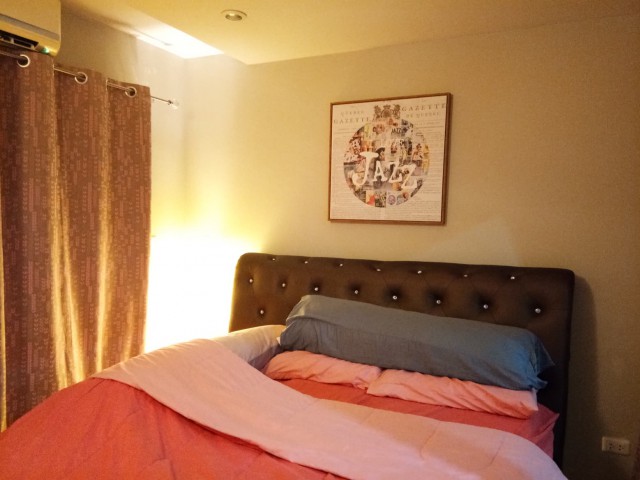 6A101259 ให้เช่าคอนโดวิวสระว่ายน้ำ เฟอร์นิเจอร์ครบครัน เดือนละ 13,000 บ.