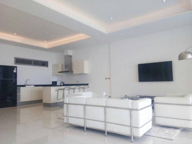 6A70099 ให้เช่าคอนโดสุดพรีเมี่ยม วิวทะเลพร้อมสระส่วนตัว 3 ห้องนอน 2 ห้องน้ำ.