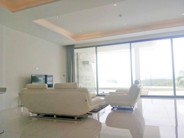 6A70100 ให้เช่าคอนโดหรูมีระดับ วิวทะเลพร้อมสระส่วนตัว เฟอร์นิเจอร์จัดเต็ม.