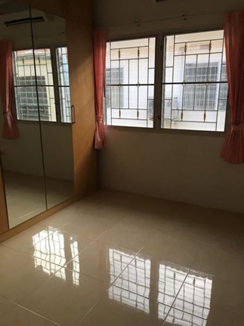 MT-0095 -บ้านแฝด 2 ชั้นให้เช่า มี 3 ห้องนอน 2 ห้องน้ำ 1 ห้องครัว