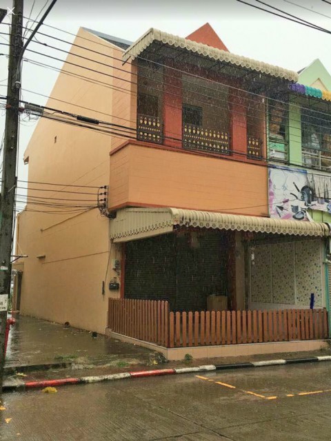 6C40093 ขายสำนักออฟฟิต 2 ชั้นย่านเศรษฐกิจ 2 ห้องนอน 2 ห้องน้ำ.