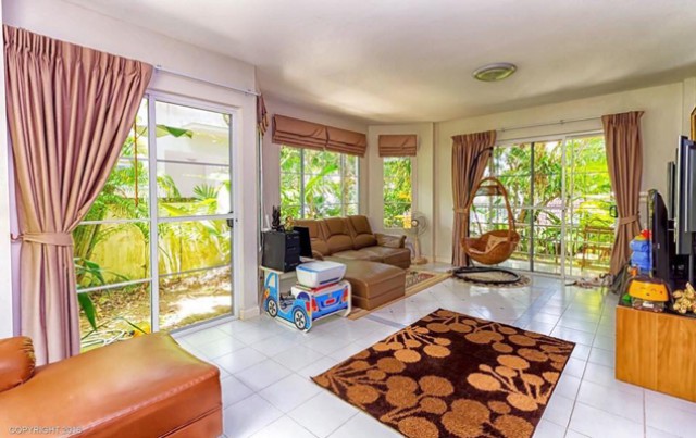 CL-0021 - บ้านเดี่ยว 2ชั้นให้เช่า มี 3 ห้องนอน 2 ห้องน้ำ 1 ห้องครัว 1 ที่จอดรถ