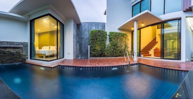 6A40367 ให้เช่าบ้าน Pool Villa สองชั้น  2 ห้องนอน 4 ห้องน้ำ พื้นที่ 50 ตรว.