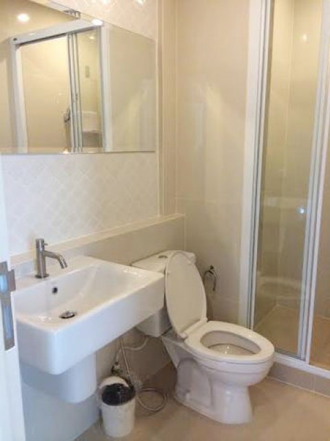 6A111711 ให้เช่าคอนโดมิเนียม 1 ห้องนอน 1 ห้องน้ำ พื้นที่ 35 ตรม.