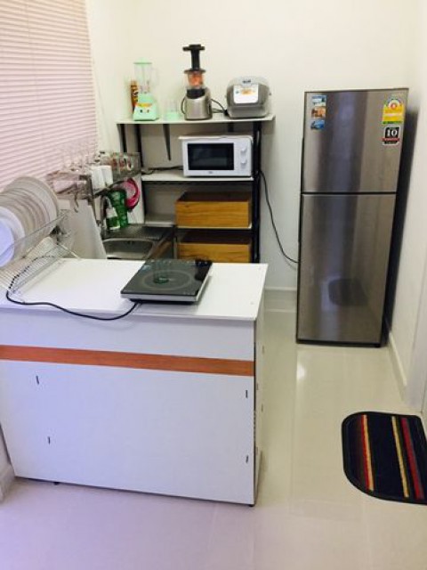 6A120538 ให้เช่าทาวน์เฮ้าส์ 2 ชั้นในโครงการ 3 ห้องนอน พร้อมเฟอร์นิเจอร์ครบครัน.