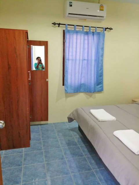 6A40369 ให้เช่าบ้านเดี่ยวชั้นเดียว พื้นที่ 100 ตรว. พร้อมเฟอร์ครบ