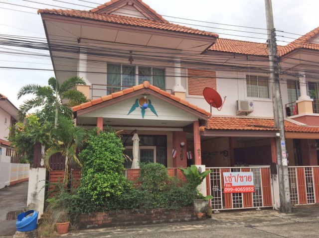 6A90963 ให้เช่าทาวน์เฮ้าส์ 2 ชั้นในโครงการ 3 ห้องนอน 3 ห้องน้ำ.