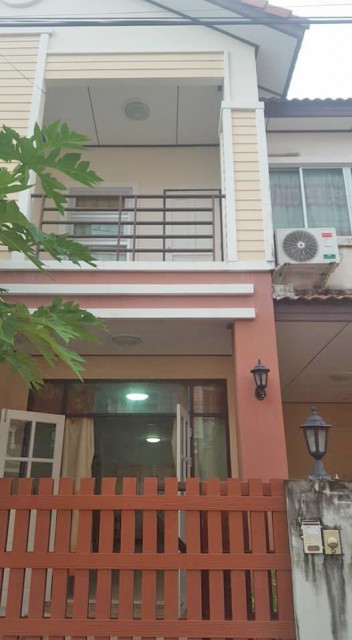 6A90966 ให้เช่าบ้านแฝด 2 ชั้น 3 ห้องนอน 2 ห้องน้ำ เดือนละ 13,000 บ.