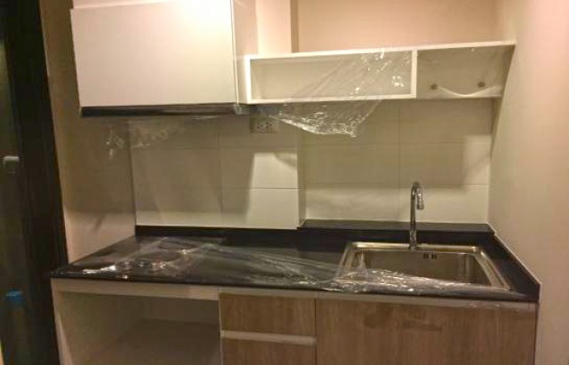 6A101283 ให้เช่าคอนโดย่านเศรษฐกิจ วิวเมือง เฟอร์นิเจอร์ครบครัน