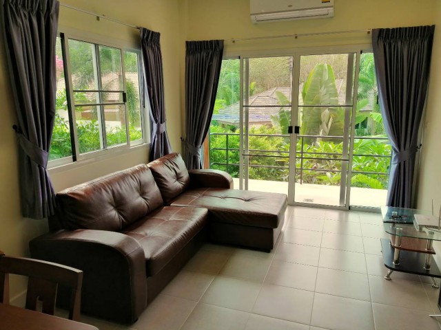 6A120542 ให้เช่าบ้านแฝดชั้นเดียว 2 ห้องนอน 2 ห้องน้ำ เดือนละ 25,000 บ.