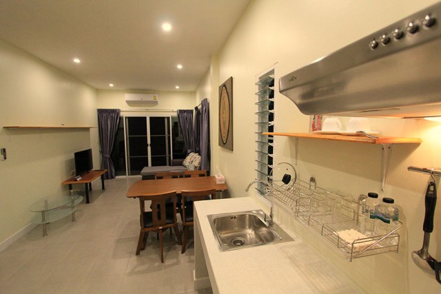 6A120542 ให้เช่าบ้านแฝดชั้นเดียว 2 ห้องนอน 2 ห้องน้ำ เดือนละ 25,000 บ.