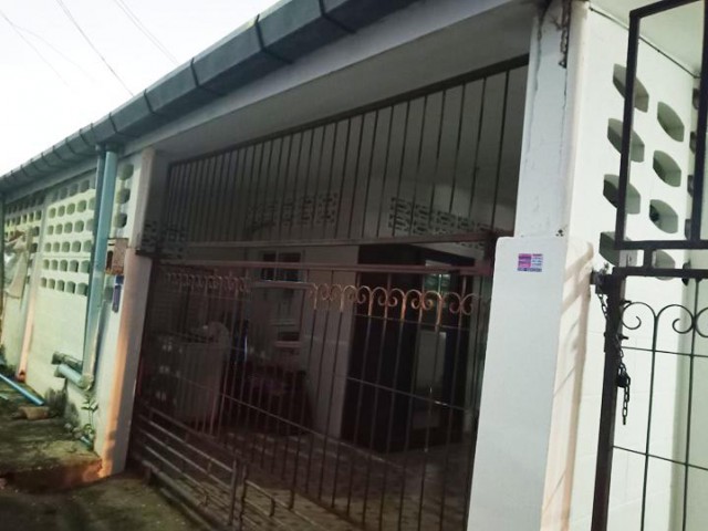 6A90968 ให้เช่าทาวน์เฮ้าส์ชั้นเดียว พื้นที่ 24 ตารางวา มี 3 ห้องนอน 2 ห้องน้ำ