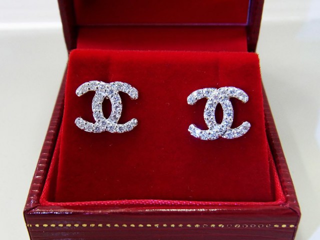 ต่างหูเพชรแท้ ห้างเพชรกาญจน์ ขอนแก่น มีหน้าร้าน