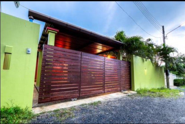 6A80480 ให้เช่า Pool Villa ชั้นเดียว พร้อมสระว่ายน้ำส่วนตัว เฟอร์นิเจอร์ครบครัน.