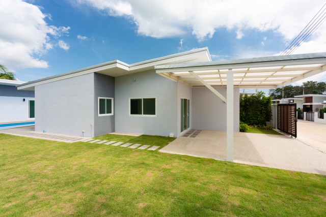 6C120184 ขายPool villa ชั้นเดียว โดดเด่นมีสไตล์หรูหรา พร้อมสระว่ายน้ำแบบส่วนตัว