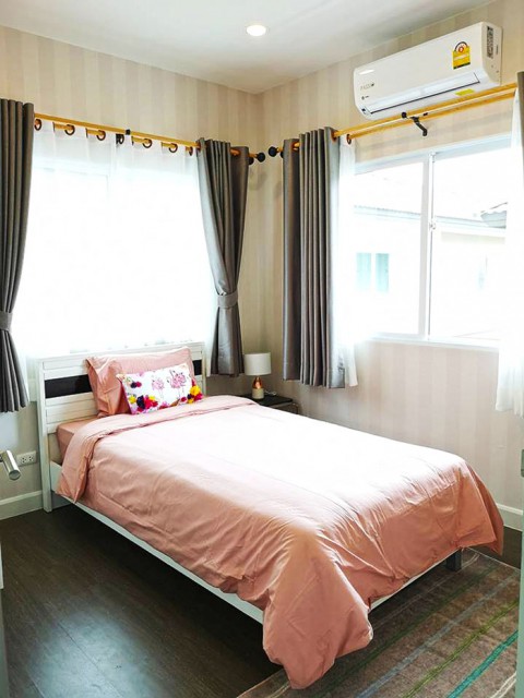 6A111747 ให้เช่าบ้านเดี่ยว 2 ชั้นในโครงการพร้อมคลับเฮ้าส์สระว้ายน้ำ 57.2 ตรว.