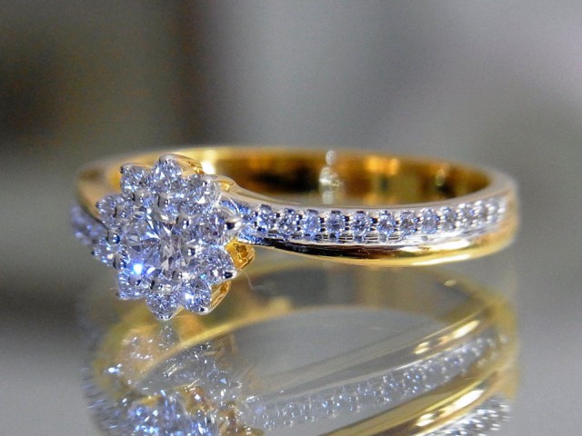 ห้างเพชรกาญจน์ เพชรสวยราคาส่ง