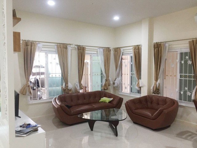 6A90974ให้เช่าบ้านเดี่ยว พื้นที่ 272 ตรม. พร้อมเฟอร์ครบ