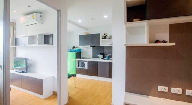 6A111761ให้เช่าคอนโดย่านเศรษฐกิจ วิวธรรมชาติ พื้นที่ 32 ตรม. เฟอร์นิเจอร์ครบครัน