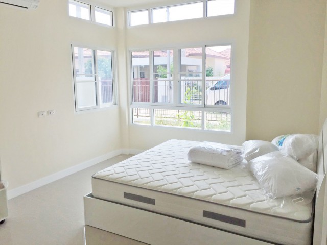 6A90978 ให้เช่าบ้านแฝดชั้นเดียวในโครงการ 3 ห้องนอน 2 ห้องน้ำ.