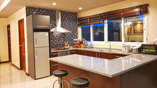 6A120554 ให้เช่าบ้าน Pool Villa ชั้นเดียว วิวภูเขา พร้อมสระว่ายน้ำส่วนตัว.