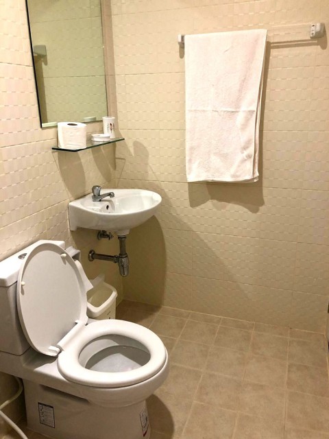 6A40371 ให้เช่าคอนโดย่านเศรษฐกิจ วิวภูเขา พื้นที่ 32 ตรม. เฟอร์นิเจอร์ครบครัน