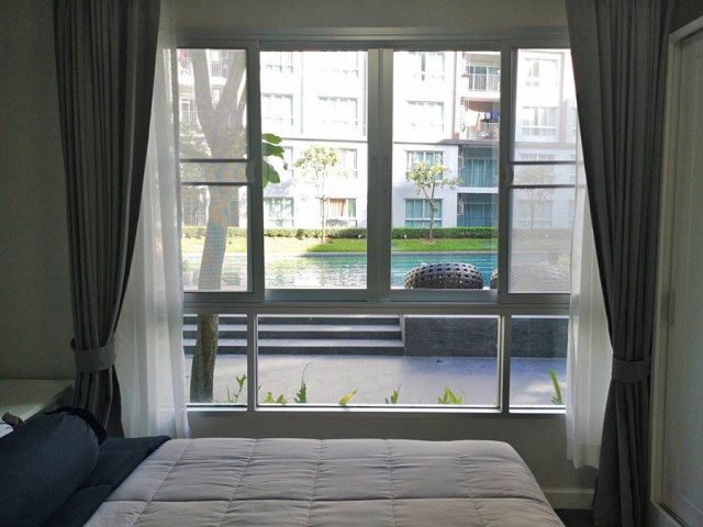 6A111777 ให้เช่าคอนโดย่านเศรษฐกิจ วิวสระว่ายน้ำ พื้นที่ 25 ตรม.