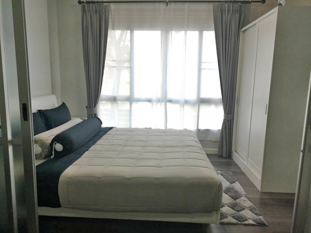 6A111777 ให้เช่าคอนโดย่านเศรษฐกิจ วิวสระว่ายน้ำ พื้นที่ 25 ตรม.