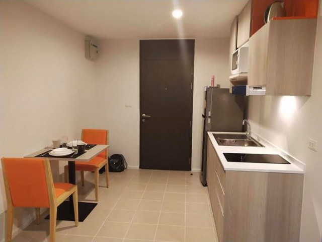 6A101320 ให้เช่าคอนโดใจกลางเมือง เฟอร์นิเจอร์ครบครัน วิวดีบรรยากาศใช่น่าอยู่.