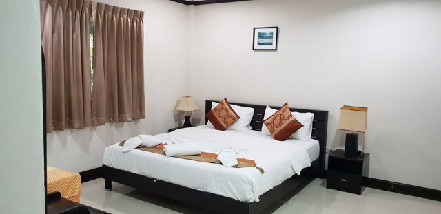 6A70102 ให้เช่าบ้านPool villa 2 ชั้นสไตล์โมเดิร์น พื้นที่ 384 ตรม.