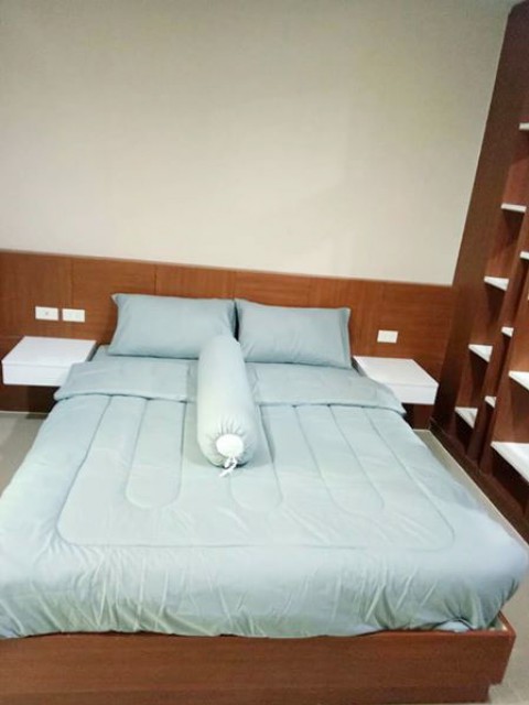 6A111784ให้เช่าคอนโดย่านเศรษฐกิจ วิวติดภุเขา พื้นที่ 33ตรม. เฟอร์นิเจอร์ครบครัน