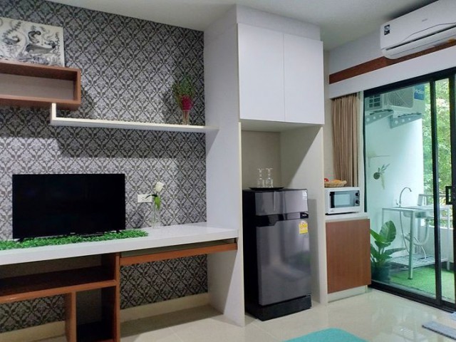 6A111793 ให้เช่าคอนโดย่านเศรษฐกิจ วิวป่าต้นไม้ พื้นที่ 32 ตรม.