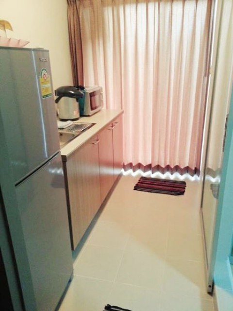 6A111796 ให้เช่าคอนโดย่านเศรษฐกิจ วิวภูเขา พื้นที่ 30 ตรม. เฟอร์นิเจอร์ครบครัน