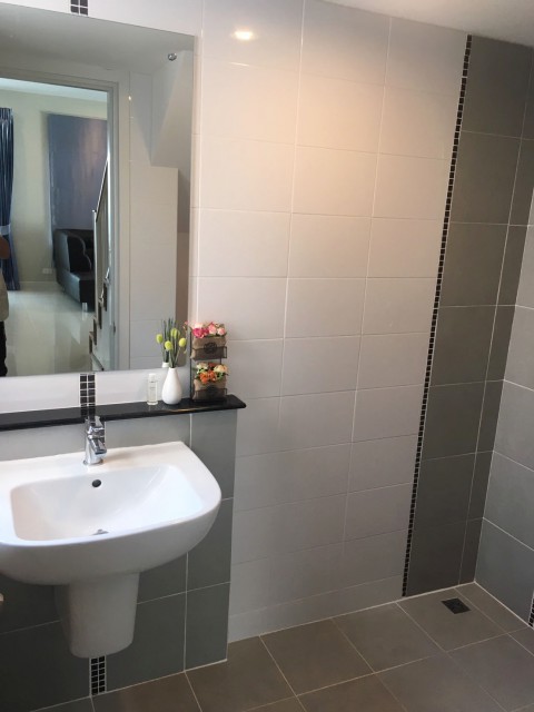 6A111801 ให้เช่าบ้านเดี่ยว 2 ชั้น พื้นที่ 49 ตรว.