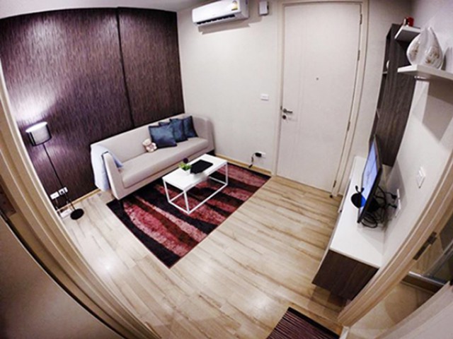 6A111807 ให้เช่าคอนโดย่านเศรษฐกิจ วิวเมือง ภูเขา พื้นที่ 33 ตรม.