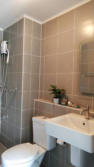 6A101334 ให้เช่าคอนโดย่านเศรษฐกิจ วิวภูเขา ทะเล พื้นที่ 30ตรม.