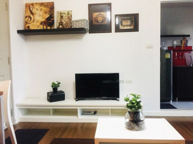 6A111810 ให้เช่าคอนโดย่านเศรษฐกิจ วิวป่า เมือง พื้นที่ 30 ตรม.