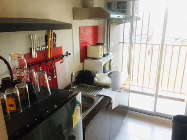 6A111810 ให้เช่าคอนโดย่านเศรษฐกิจ วิวป่า เมือง พื้นที่ 30 ตรม.