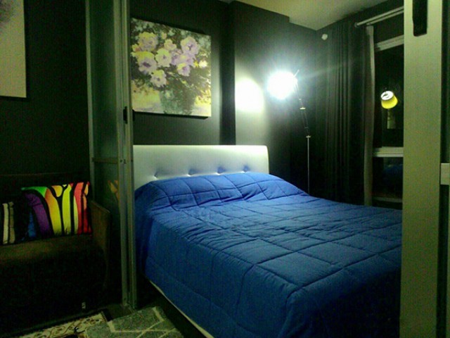 6A111811 ให้เช่าคอนโดย่านเศรษฐกิจ วิวบึงน้ำ ต้นไม้ เมือง พื้นที่ 30 ตรม.