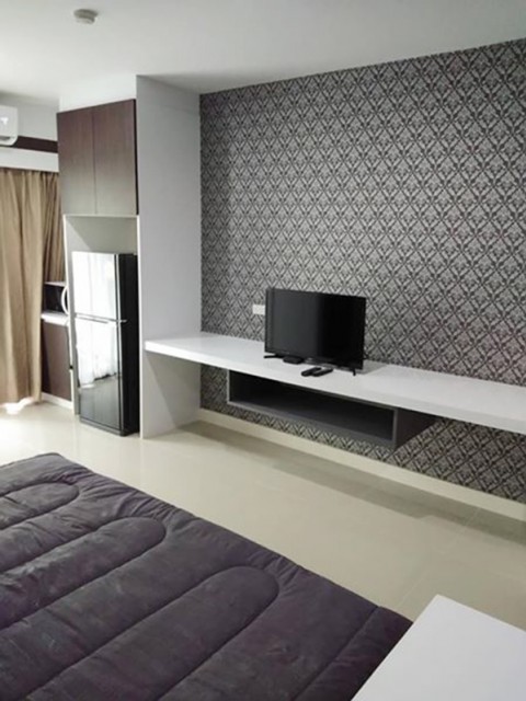 6A111812ให้เช่าคอนโดย่านเศรษฐกิจ วิวป่า พื้นที่ 32 ตรม. เฟอร์นิเจอร์ครบครัน